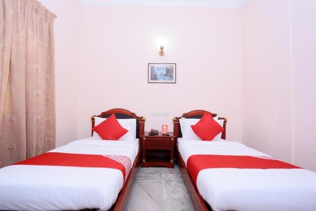 Апартаменти Karthika Residency Kochi Екстер'єр фото